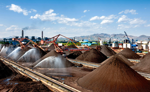 柳州某選礦廠重晶石脫水篩選加色選機(jī)提高礦石純色度，提高礦石質(zhì)量